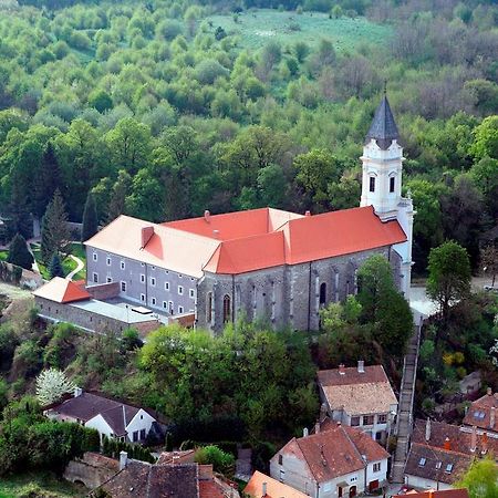 Sopron Monastery Hotel Exterior foto